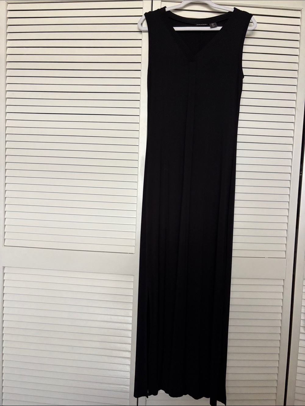 Tahari Black maxi dress Size Small